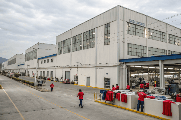 American apparel manufacturing facilities