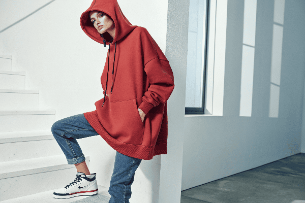 Giant oversized hoodie fashion trend